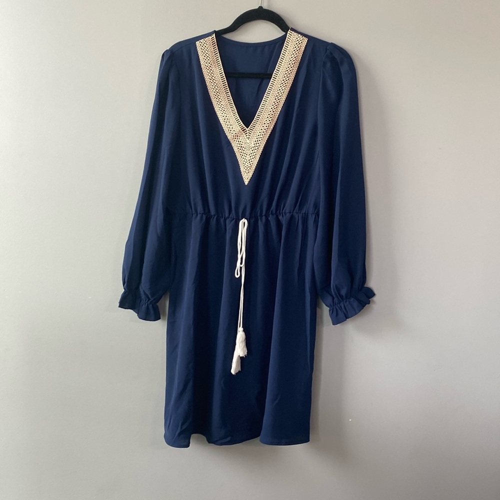 Women’s Long Sleeve Navy Blue Polyester Dress. Size Large